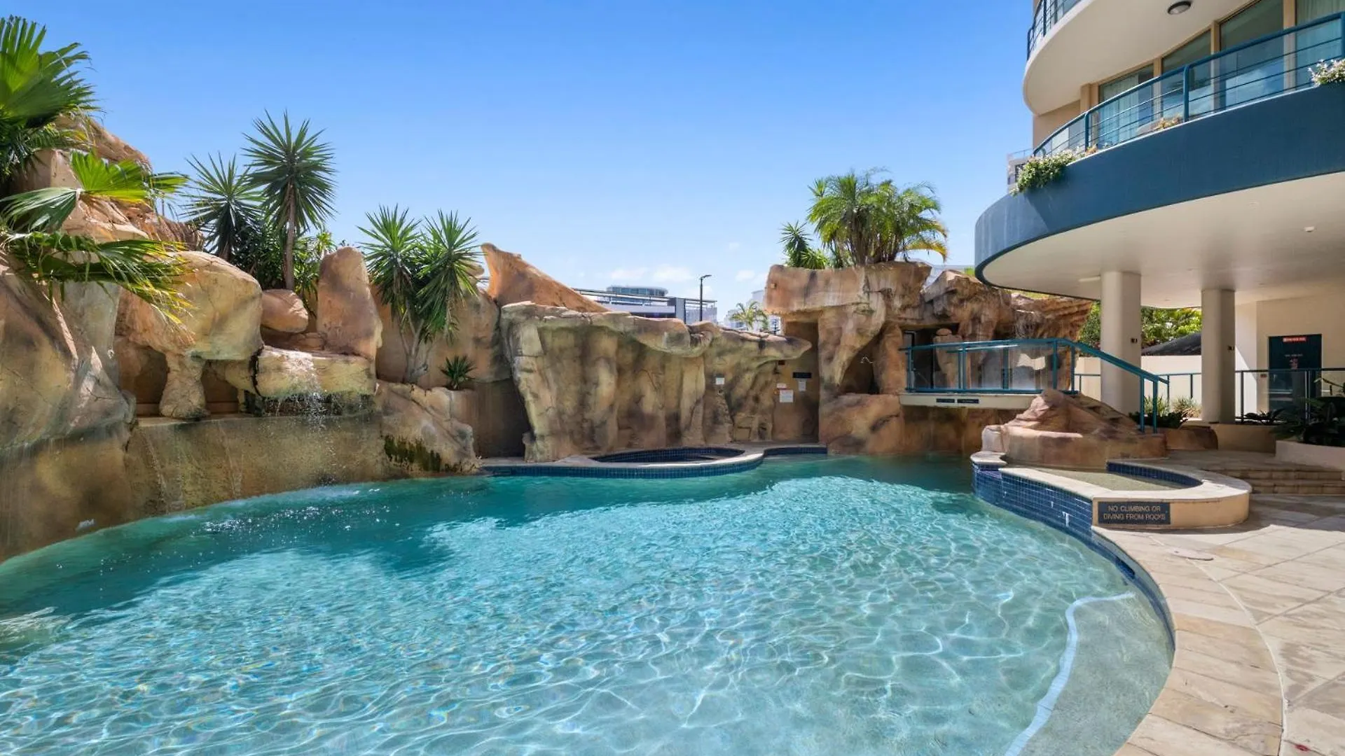 Ocean Front Mooloolaba Esplanade Apartment 2Br